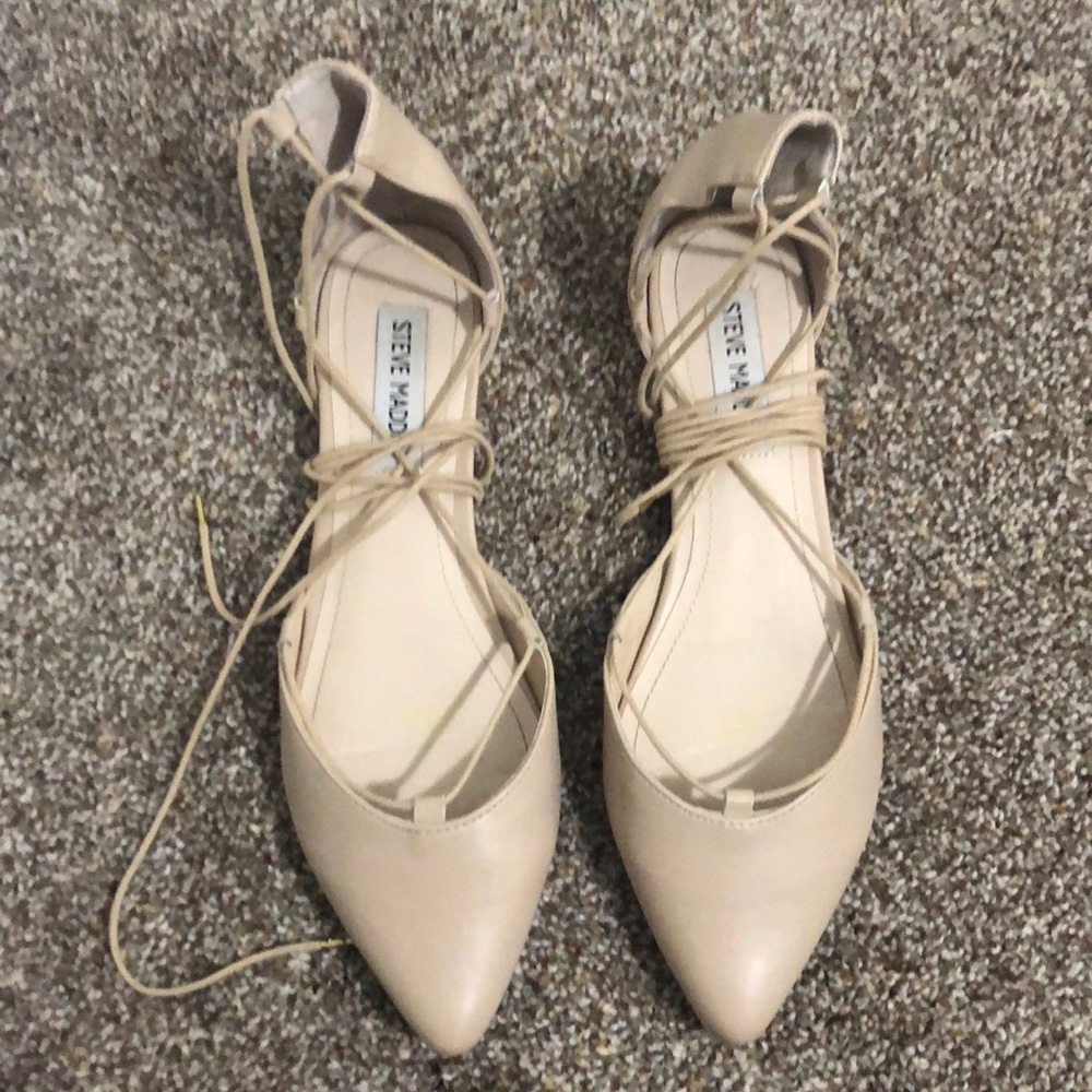 Nude Steve Madden lace up flats